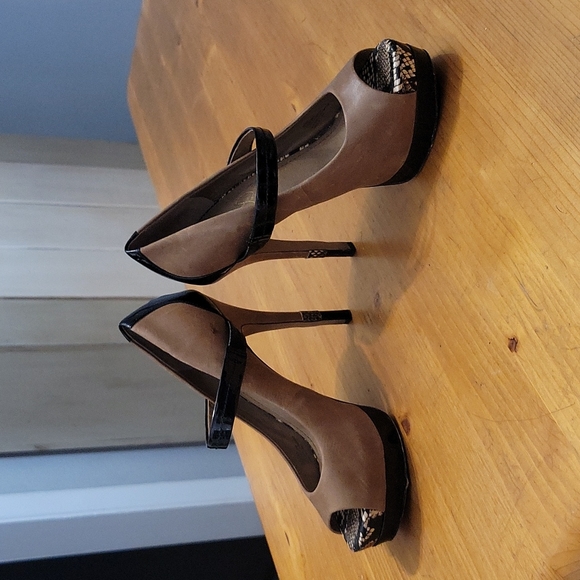 Jessica Simpson | Shoes | Jessica Simpson Camel Peep Toe Heels | Poshmark